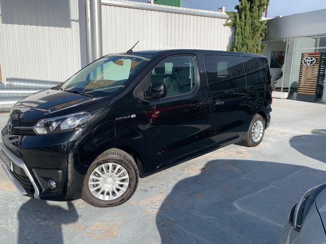 Toyota Proace Verso Shuttle 75kWh VX L1