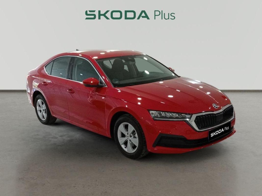 Skoda Octavia 1.0 TSI mHEV Ambition Plus DSG 81 kW (110 CV)