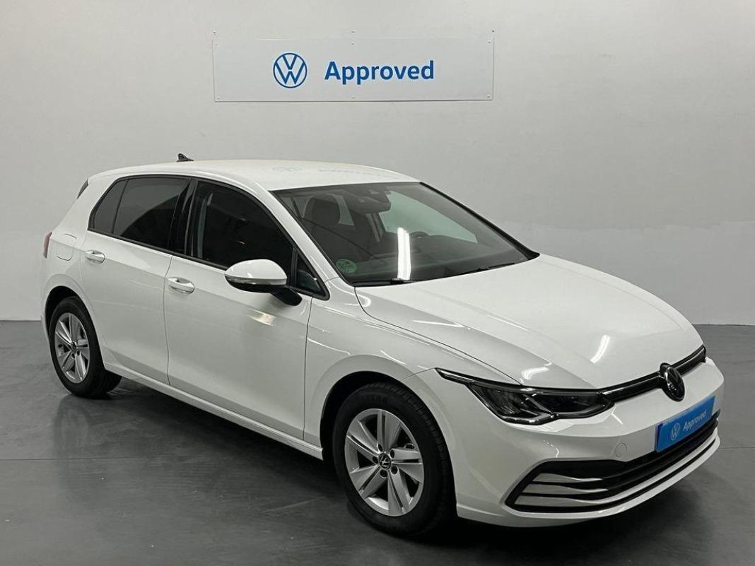 Volkswagen Golf Life 1.0 eTSI 81 kW (110 CV) DSG